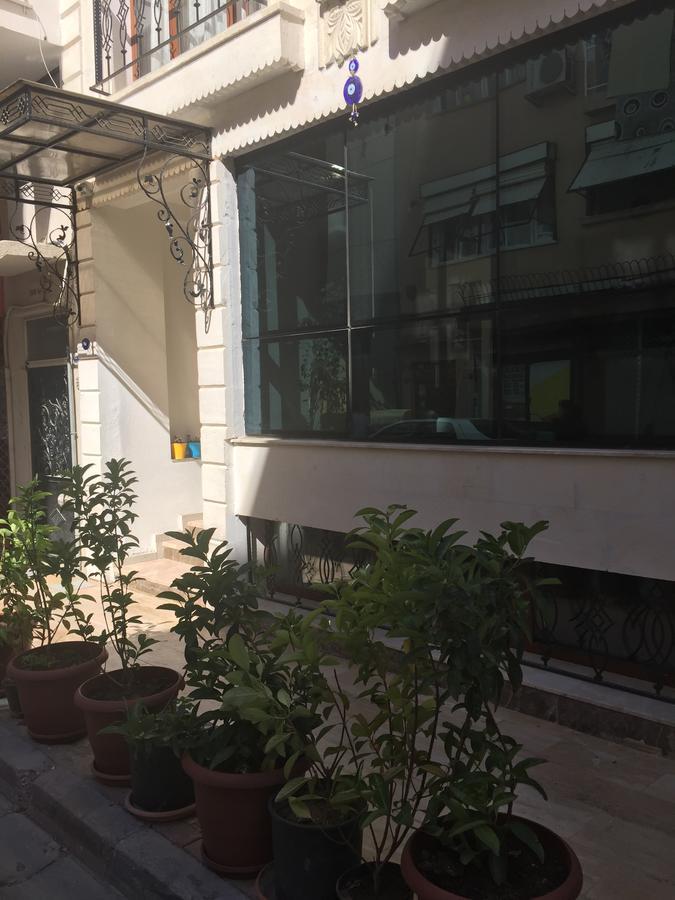 Siesta Apart Otel Измир Екстериор снимка