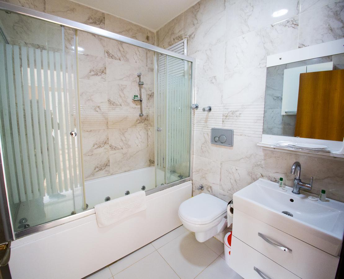 Siesta Apart Otel Измир Екстериор снимка